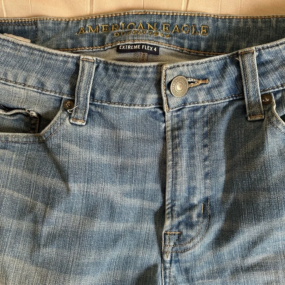 American Eagle Outfitters stylish light